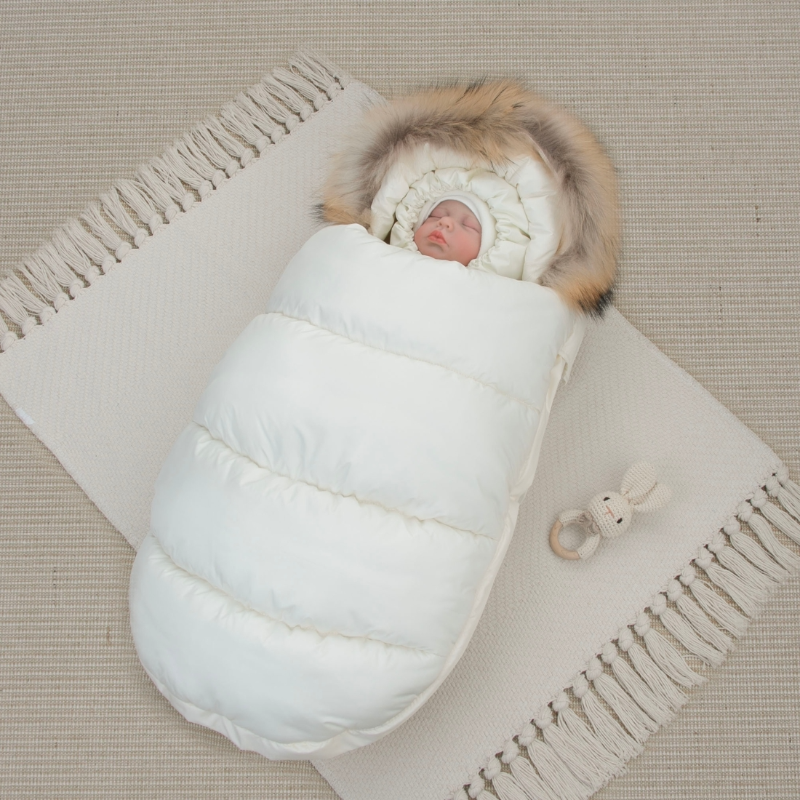 Комплект на выписку 5 предметов "Скандинавия", с опушкой, зимний, слоновая кость