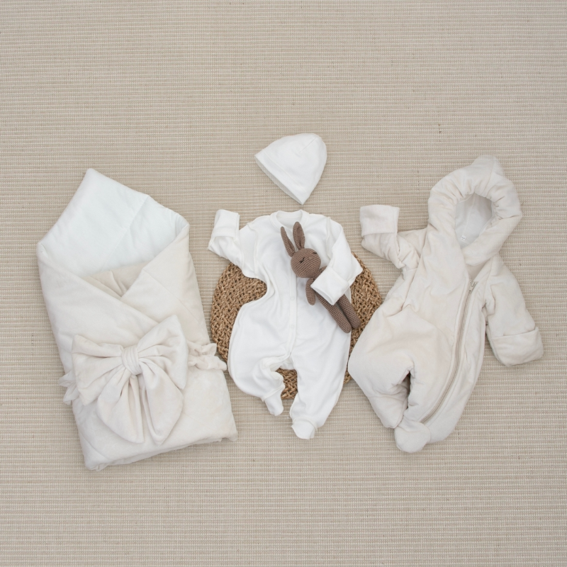 Комплект на выписку 5 предметов "Классика", демисезонный, светло-бежевый Комплект на выписку 5 предметов "Классика", демисезонный, светло-бежевый