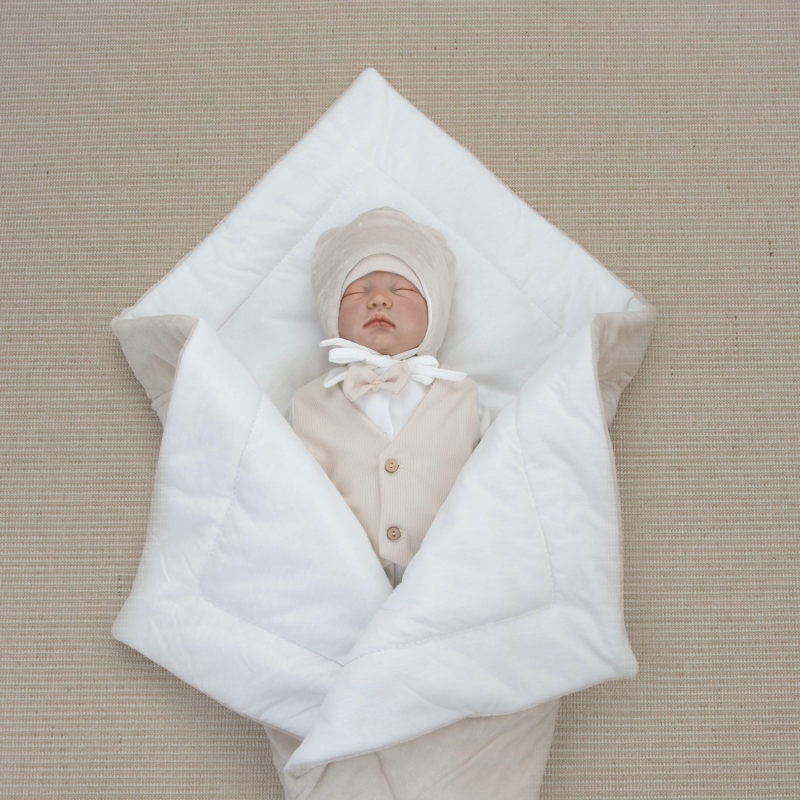 Комплект на выписку 5 предметов "Юный Джентльмен-1", демисезонный, бежевый Комплект на выписку 5 предметов "Юный Джентльмен-1", демисезонный, бежевый