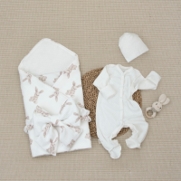 Комплект на выписку 4 предмета "Ажур.Муслин Плед", зайки, лето