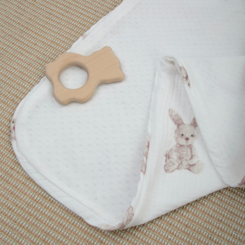 Комплект на выписку 4 предмета "Ажур.Муслин Плед", зайки, лето