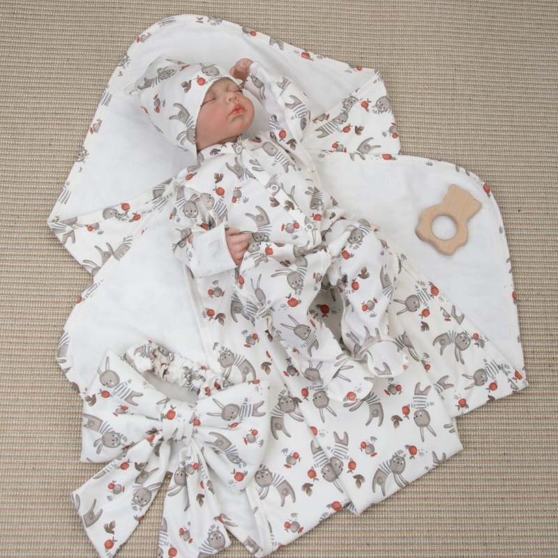 Комплект на выписку 4 предмета "Зайчики.Плед" лето