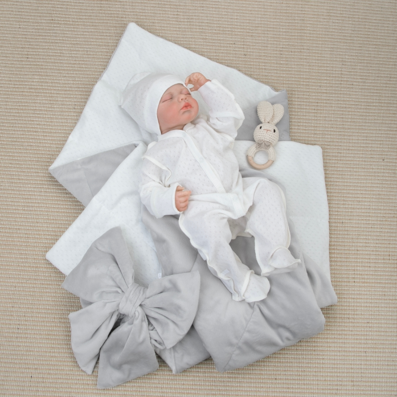 Комплект на выписку 4 предмета "Классика", серый, лето Комплект на выписку 4 предмета "Классика", серый, лето