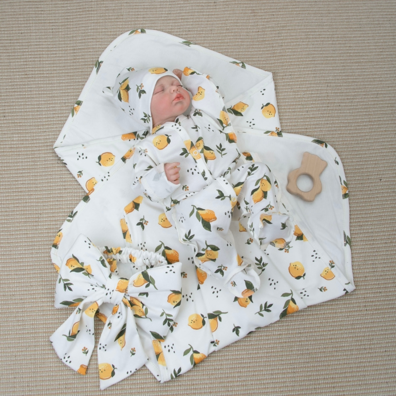 Комплект на выписку 4 предмета "Лимончики.Плед" лето Комплект на выписку 4 предмета "Лимончики.Плед" лето