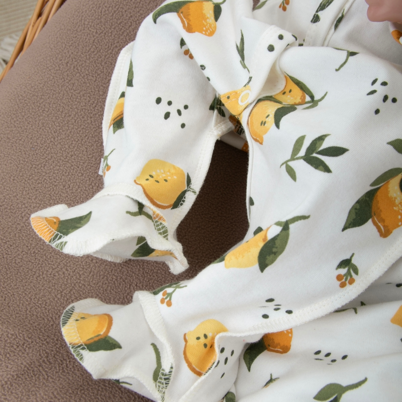 Комплект на выписку 4 предмета "Лимончики.Плед" лето Комплект на выписку 4 предмета "Лимончики.Плед" лето