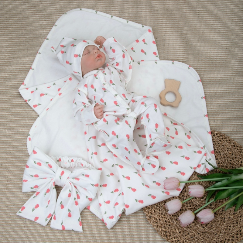 Комплект на выписку 4 предмета "Тюльпанчики.Плед" лето